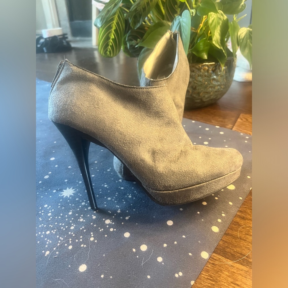 Michael Antonio Bootie Heels, Grey Suede Ankle Boots 8.5